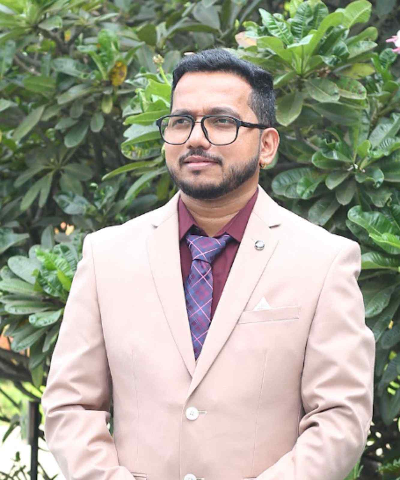Mr. Swapnnil Khhude